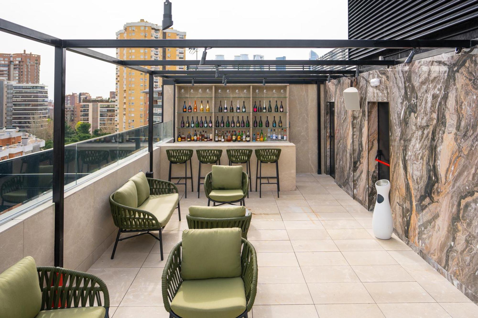 Hotel Pinar Plaza Madrid Eksteriør bilde